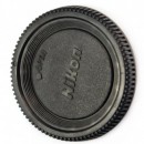 Nikon - Защитная крышка для оправы объектива на корпусе фотоаппарата